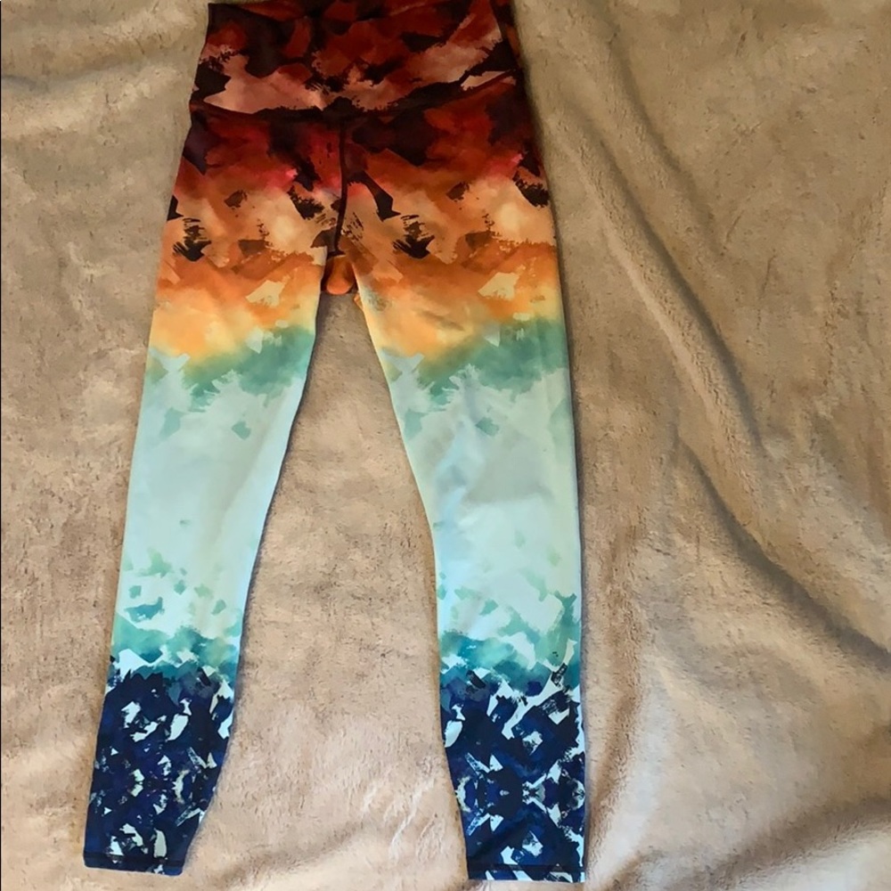 Fabletics Powerhold Capri leggings size small